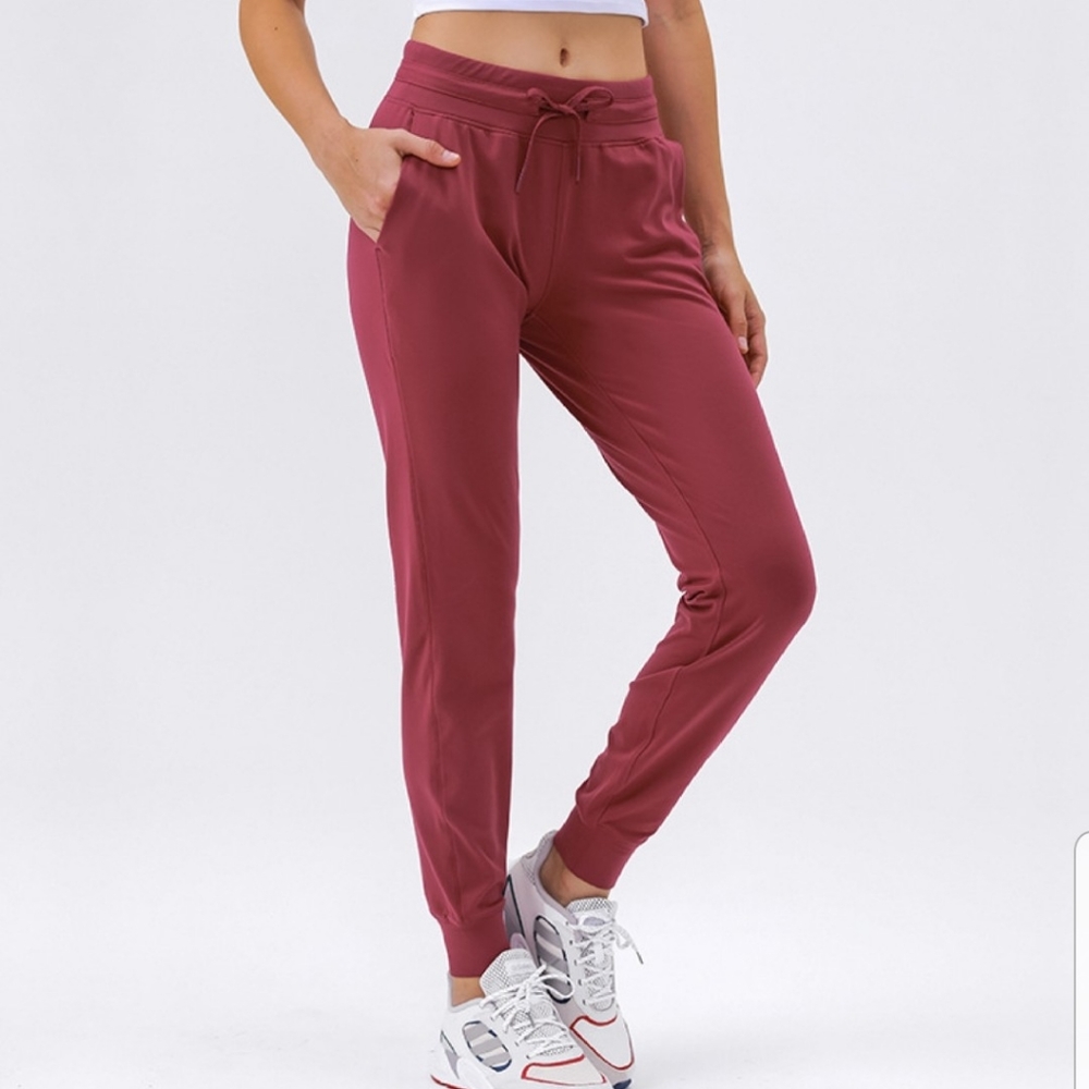 New lululemon ready to rulu jogger